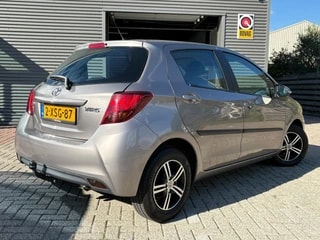 Thumbnail Mobil 4