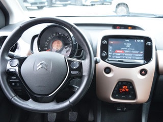 Thumbnail Mobil 9