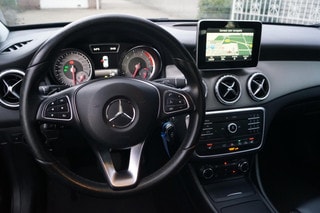 Thumbnail Mobil 9