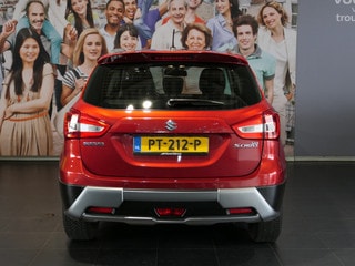 Thumbnail Mobil 4