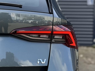 Thumbnail Mobil 8