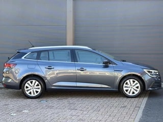 Thumbnail Mobil 8