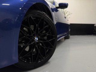 Thumbnail Mobil 10