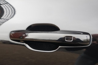 Thumbnail Mobil 8