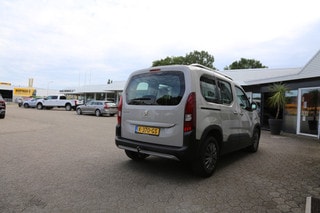 Thumbnail Mobil 6