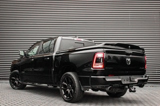 Thumbnail Mobil 4