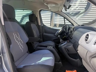 Thumbnail Mobil 6