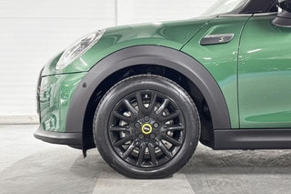Thumbnail Mobil 5
