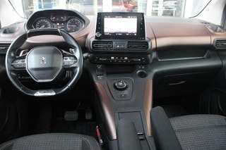 Thumbnail Mobil 7