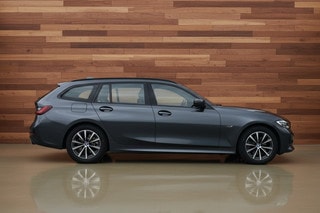 Thumbnail Mobil 6