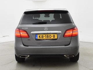 Thumbnail Mobil 8