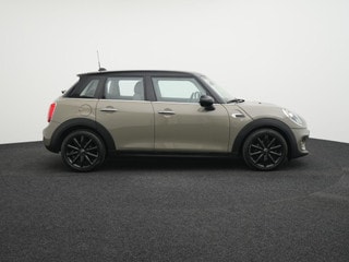 Thumbnail Mobil 6