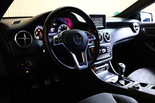 Thumbnail Mobil 9