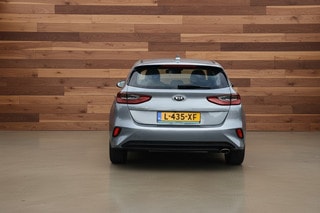 Thumbnail Mobil 4