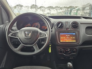 Thumbnail Mobil 7