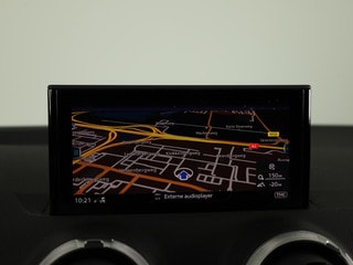 Thumbnail Mobil 8
