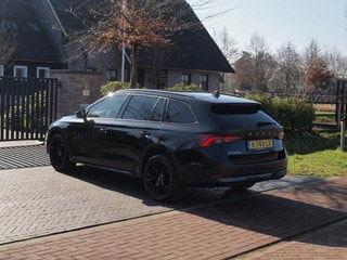 Thumbnail Mobil 9