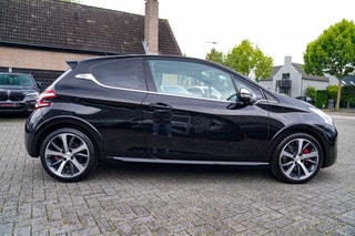 Thumbnail Mobil 10