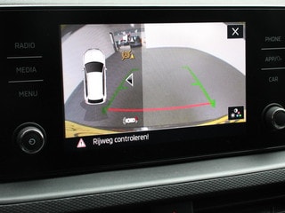 Thumbnail Mobil 3
