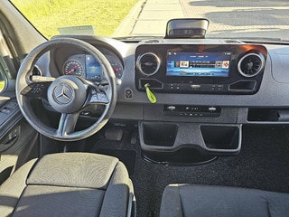 Thumbnail Mobil 8
