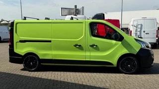 Thumbnail Mobil 4