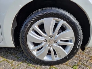 Thumbnail Mobil 7