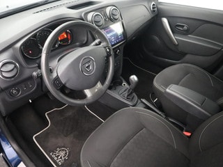 Thumbnail Mobil 9