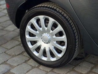 Thumbnail Mobil 6