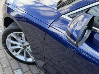 Thumbnail Mobil 8