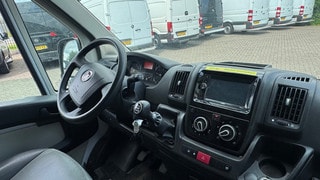 Thumbnail Mobil 8