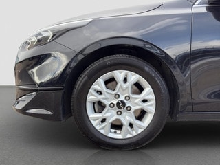 Thumbnail Mobil 6