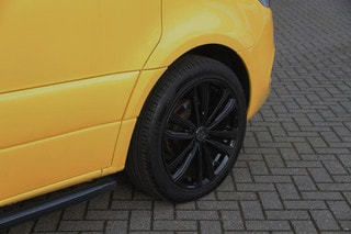 Thumbnail Mobil 6