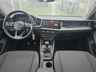 Thumbnail Mobil 4