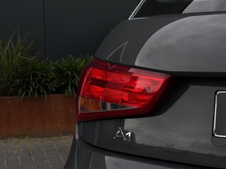 Thumbnail Mobil 9