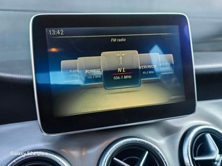 Thumbnail Mobil 9
