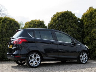 Thumbnail Mobil 6