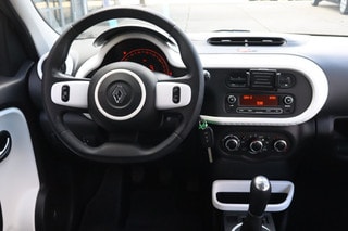 Thumbnail Mobil 4