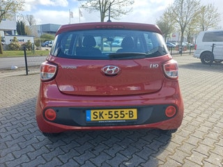 Thumbnail Mobil 6