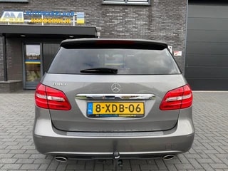 Thumbnail Mobil 6