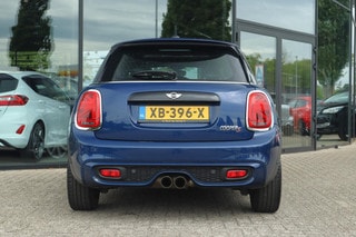 Thumbnail Mobil 10