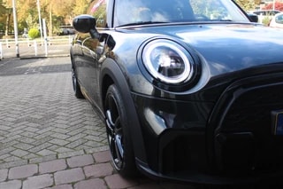 Thumbnail Mobil 9