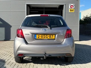 Thumbnail Mobil 8