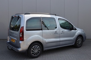 Thumbnail Mobil 4
