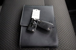 Thumbnail Mobil 6