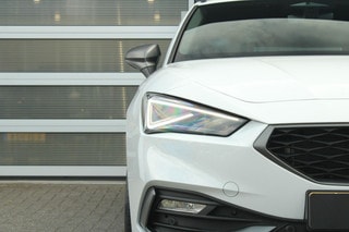 Thumbnail Mobil 9