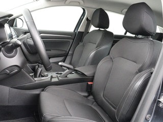 Thumbnail Mobil 4