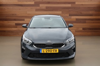 Thumbnail Mobil 8