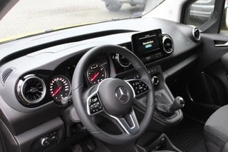 Thumbnail Mobil 6