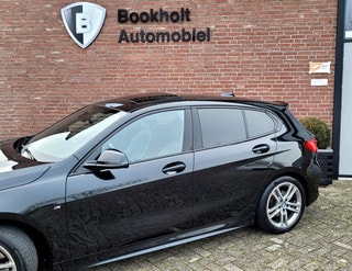 Thumbnail Mobil 8