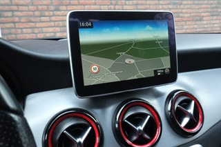 Thumbnail Mobil 10